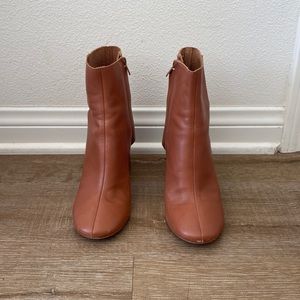 Ankle boot with heel. & other stories brand